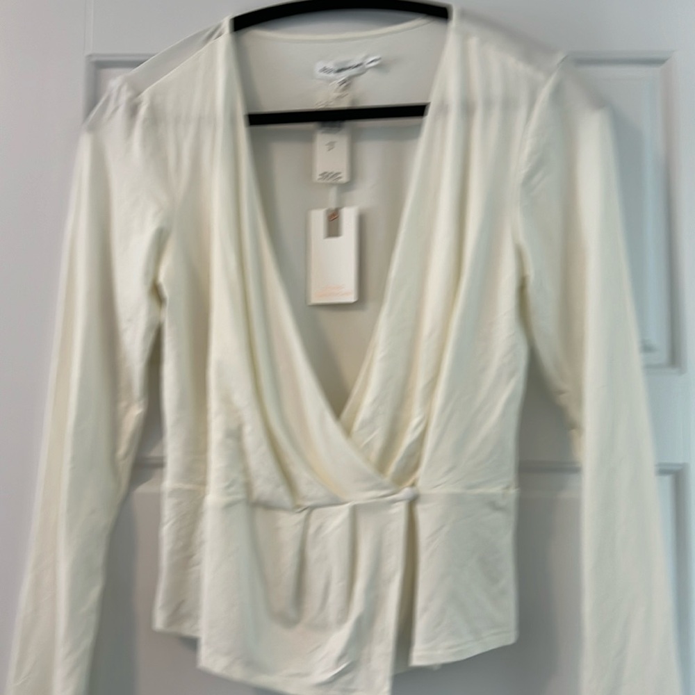 Beautiful Brand new top from Good American